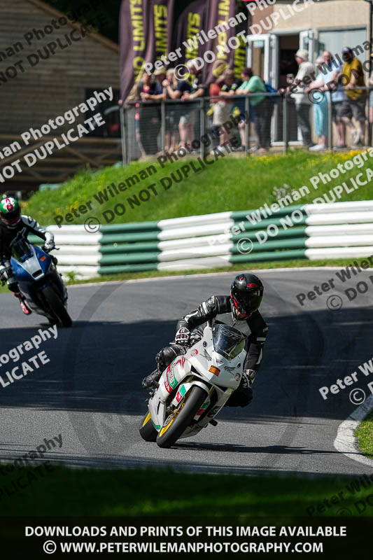 cadwell no limits trackday;cadwell park;cadwell park photographs;cadwell trackday photographs;enduro digital images;event digital images;eventdigitalimages;no limits trackdays;peter wileman photography;racing digital images;trackday digital images;trackday photos